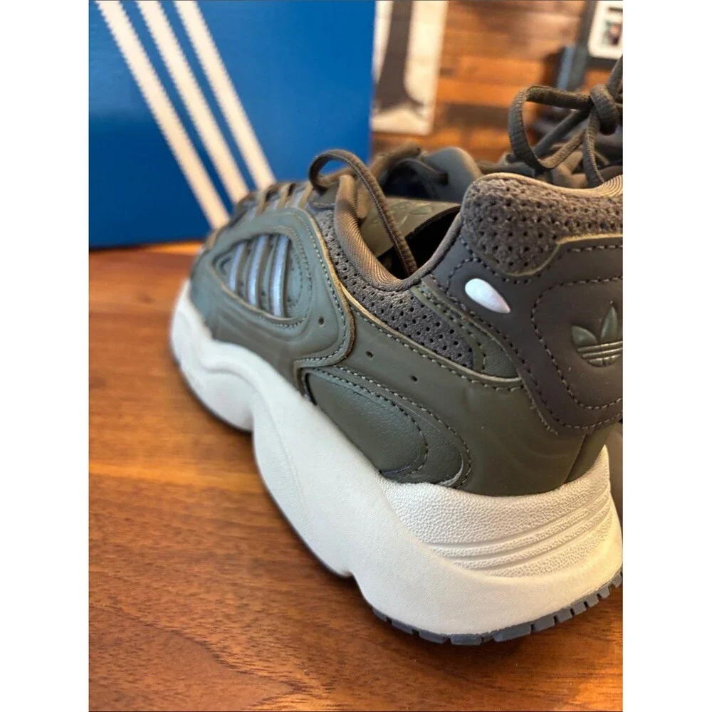 NEW Adidias Ozmillem Green Olive 90s Throwback Shoe Men Size 8.5